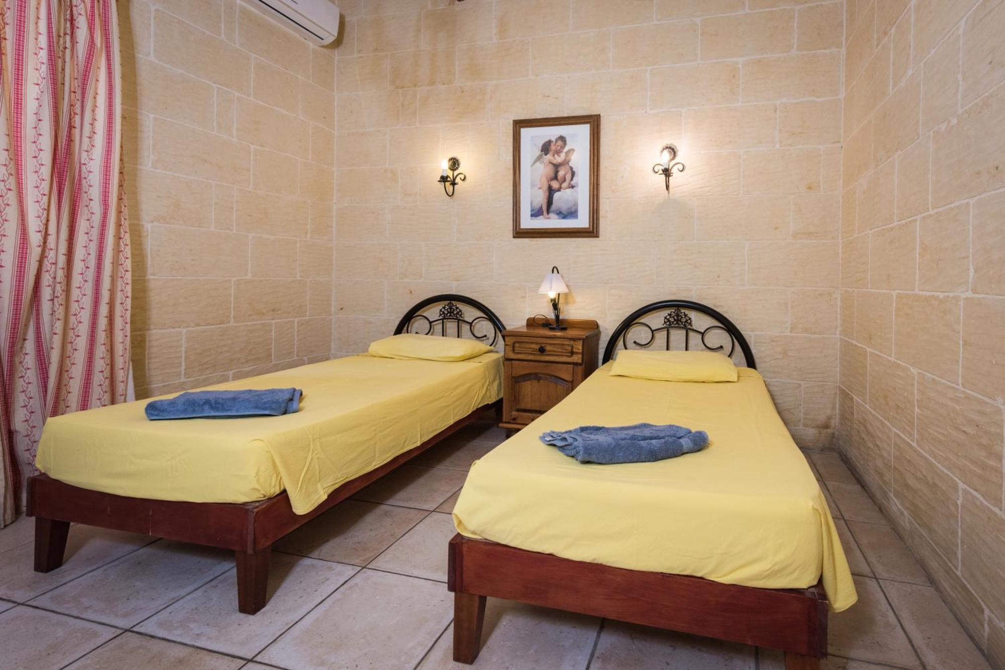 Holiday home 4 Bedroom With Private Pool & Views